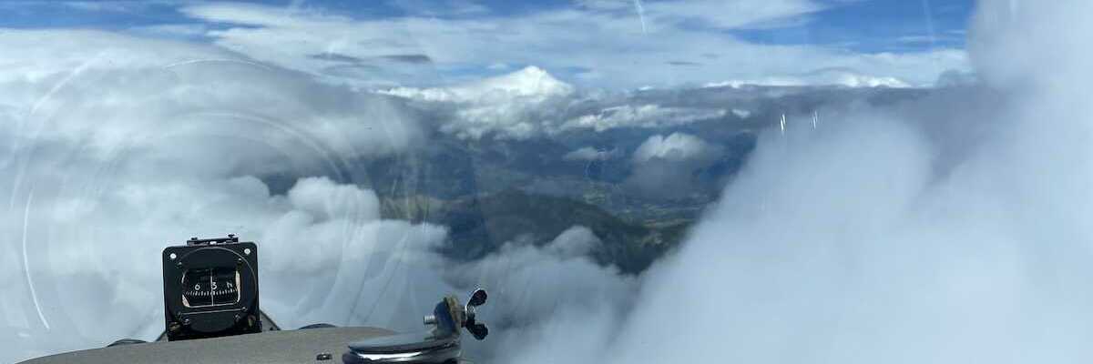 Flugwegposition um 13:15:19: Aufgenommen in der Nähe von Arrondissement de Gap, Frankreich in 2933 Meter